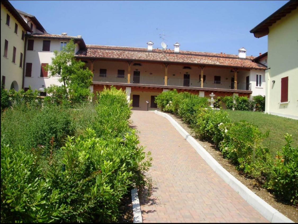 100% Design Villa Desenzano del Garda Eksteriør bilde